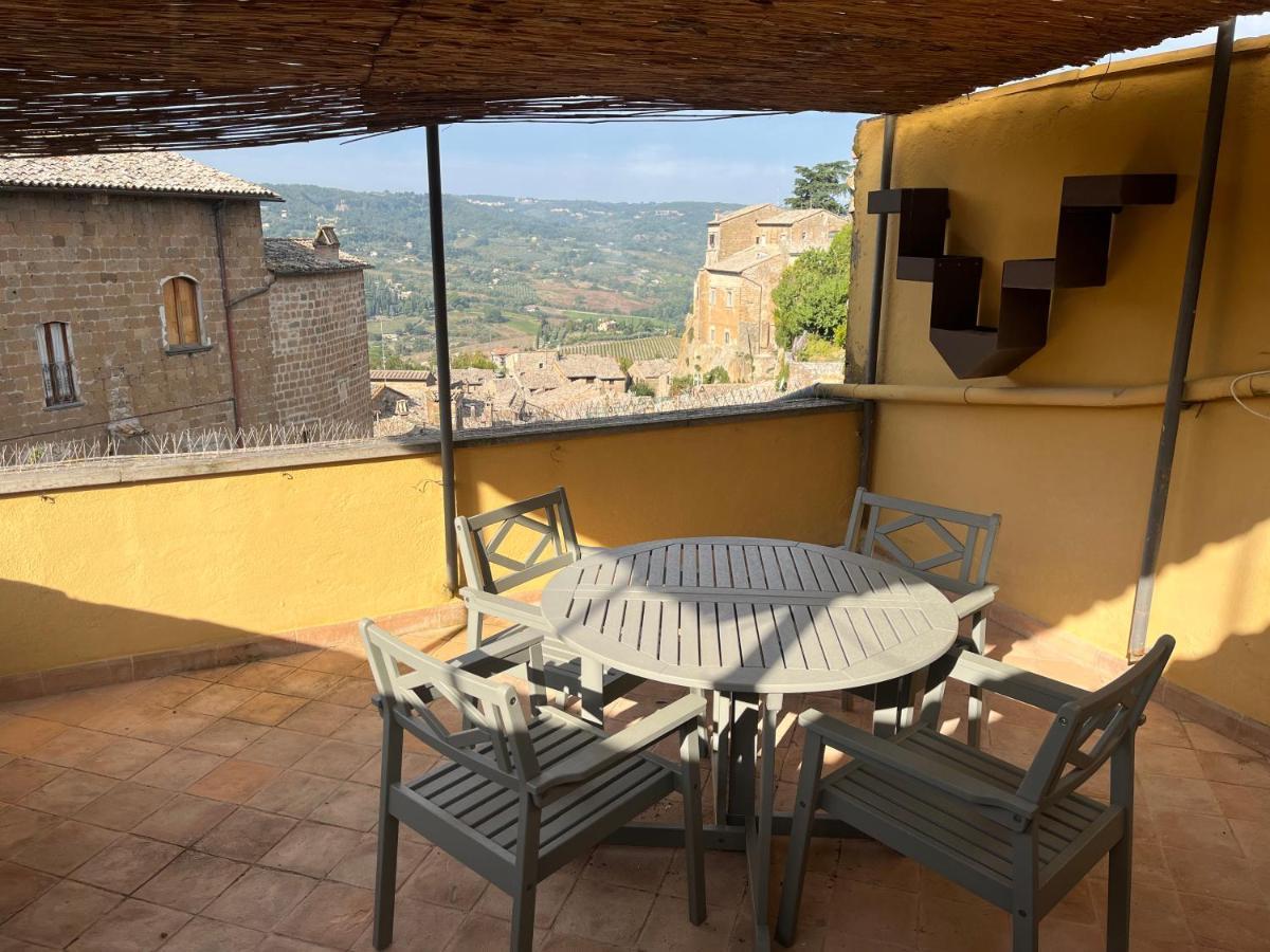 Appartamento Con Terrazzo Orvieto Exterior photo